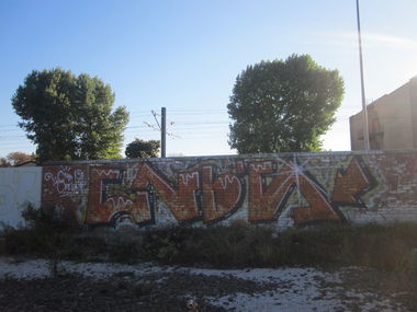 Graffiti Bombing - Photo by Hilary90 - Cnb's