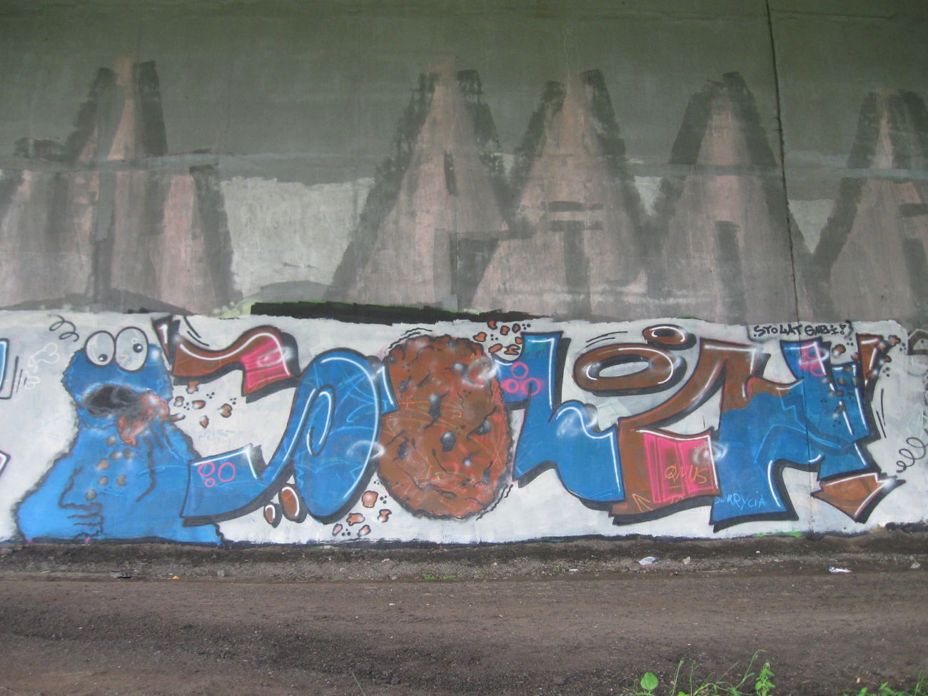 Graffiti Wall - Photo by Hilary90