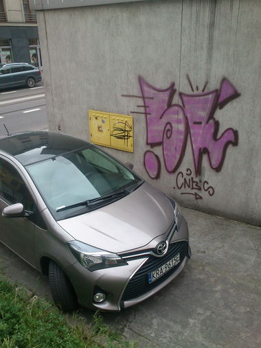 Graffiti Bombing - Photo by Hilary90 - cnb