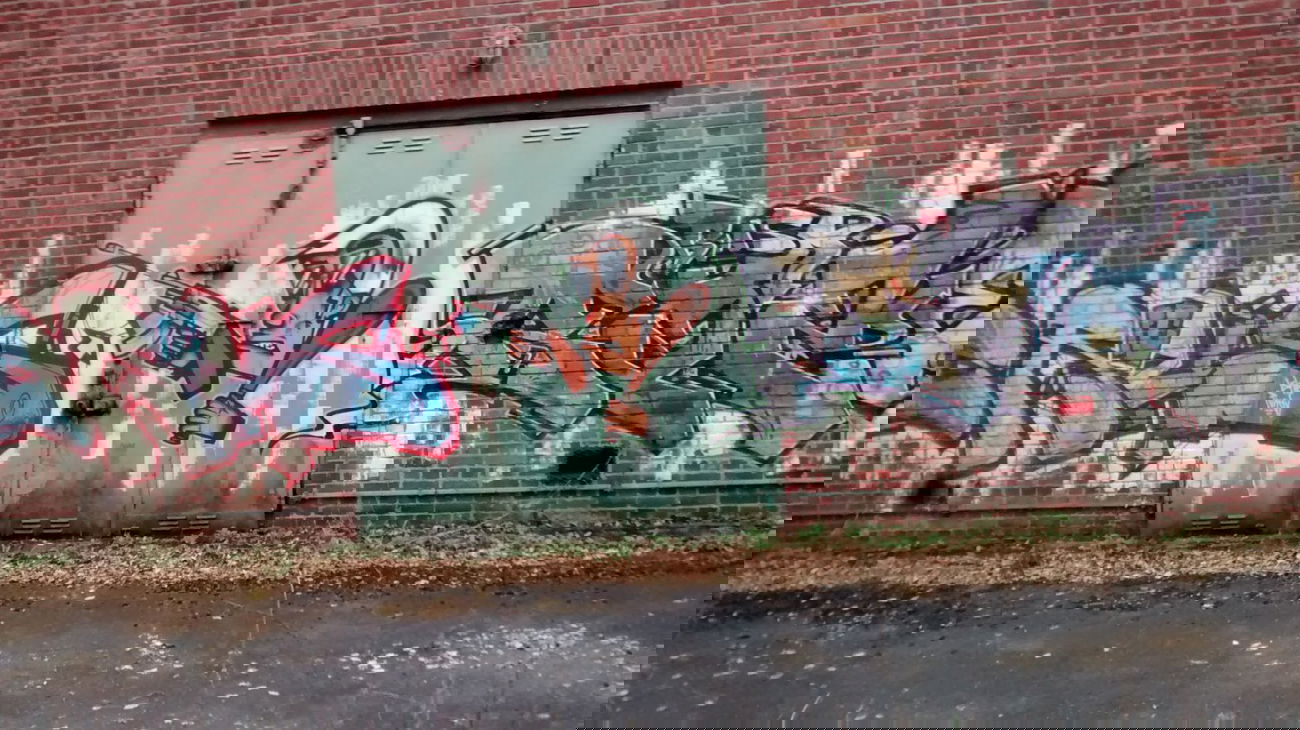 Graffiti Wall in Münster - Photo by HillsHaveStyles - Brus, Fc, Raze