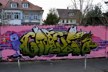 Graffiti Wall in Darmstadt - Photo by Hinton123 - check, chek, chur (2014)