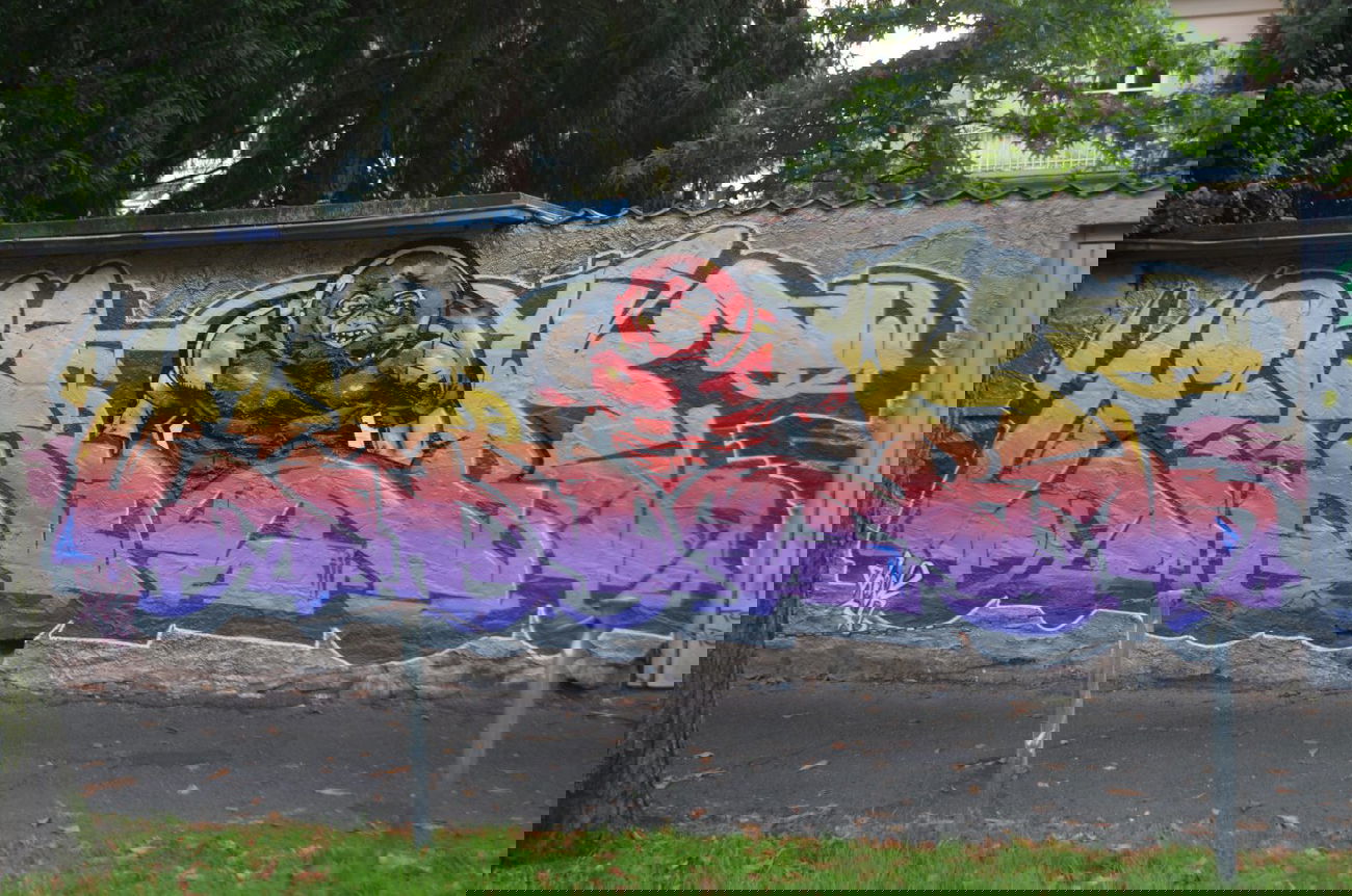 Graffiti Wall - Photo by Hinton123