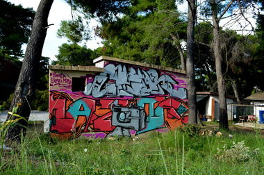 Graffiti Wall in Darmstadt - Photo by Hinton123 - check, chek, chur (2014)