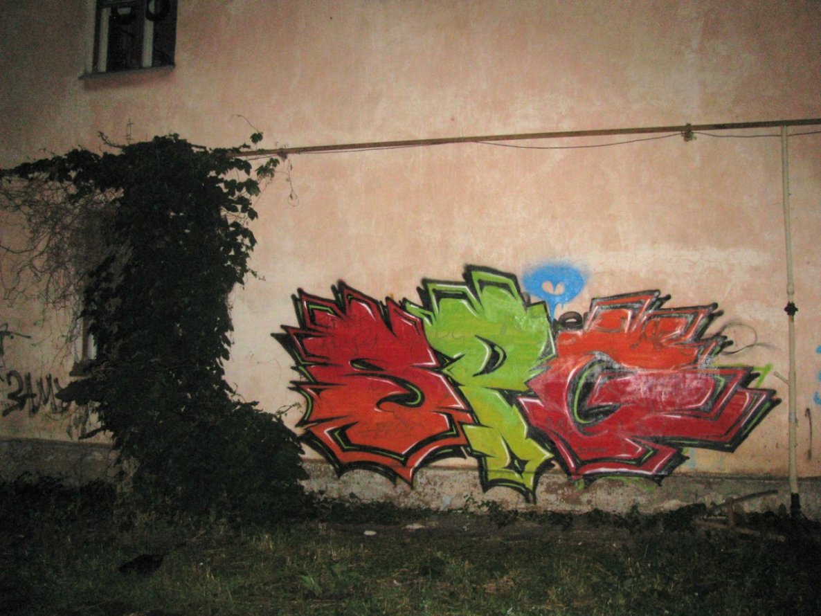 Graffiti Wall - Photo by HipHopHolm (2013)
