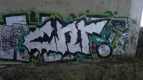Graffiti Bombing - Photo by HipHopHolm