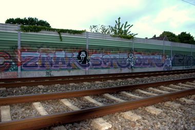 Graffiti Wall - Photo by Hitzerot