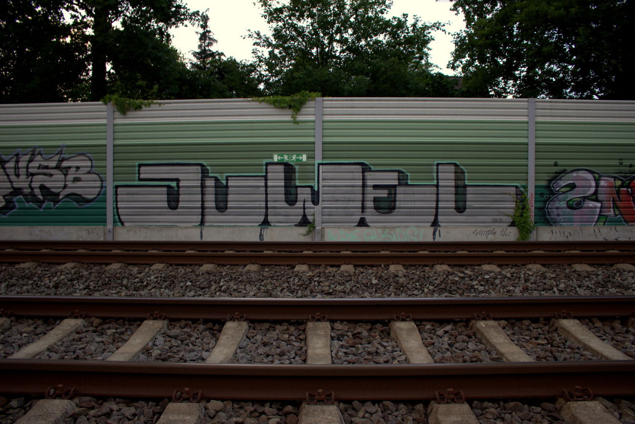 Graffiti Wall - Photo by Hitzerot