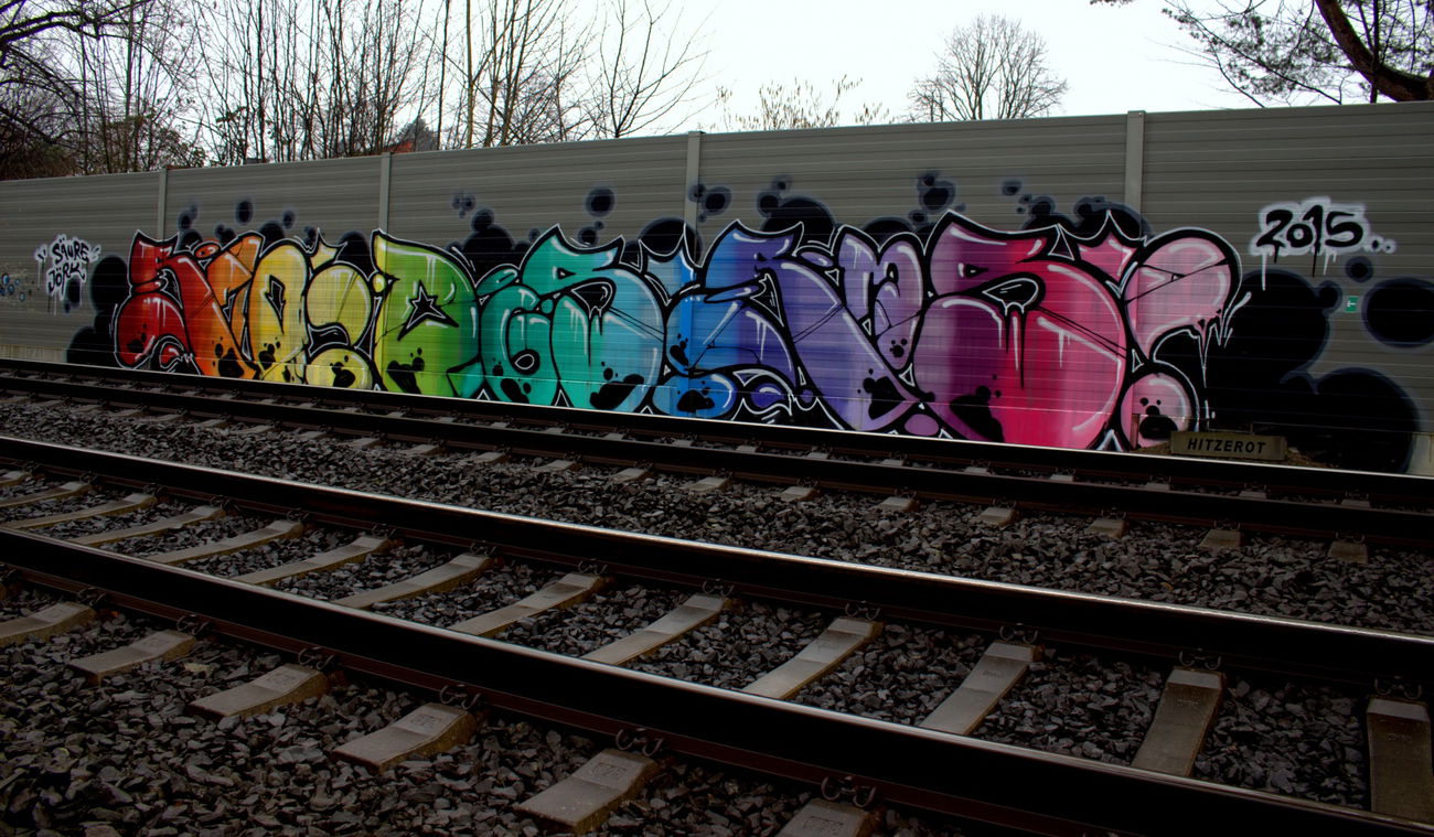 Graffiti Bombing - Photo by Hitzerot - R10!, DGS, RMS