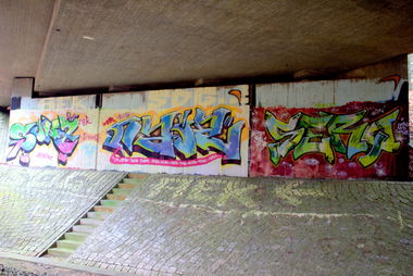 Graffiti Wall - Photo by Hitzerot - Sone, Naiz, Sero (2011)