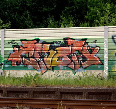 Graffiti Wall - Photo by Hitzerot - Crow, iq, qvd