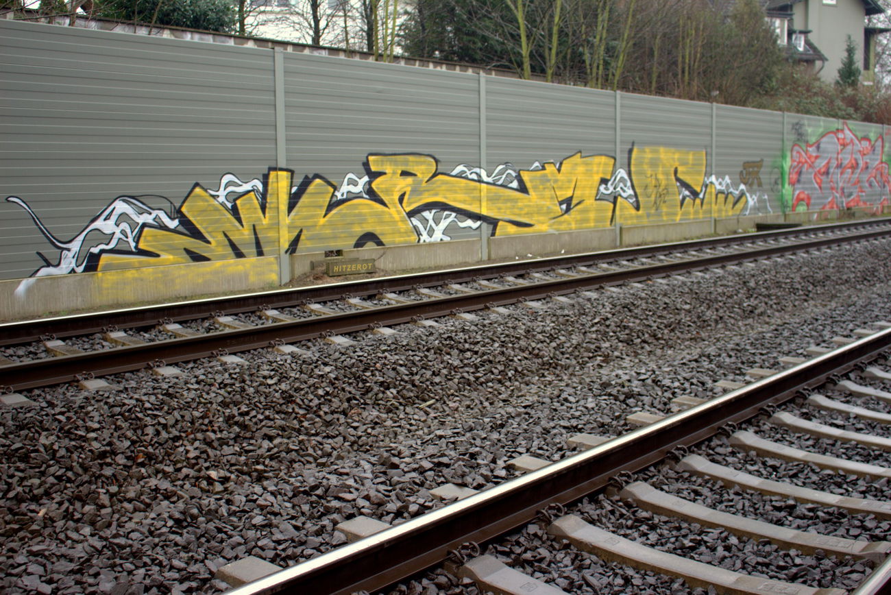 Graffiti Bombing - Photo by Hitzerot - RmS, RuhMloS