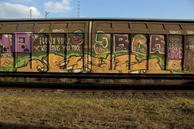 Graffiti Wall - Photo by Hitzerot - Reiz