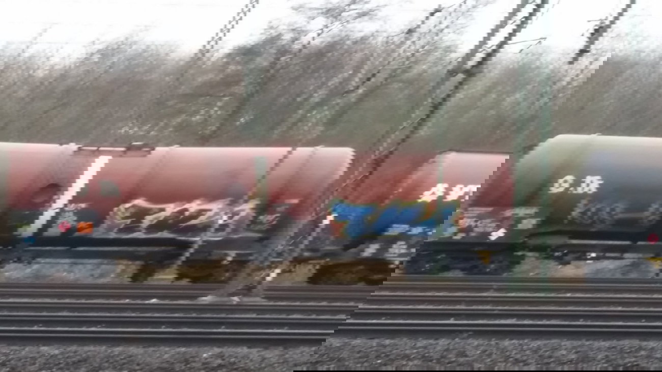 Graffiti Train - Photo by Hobbyspotter