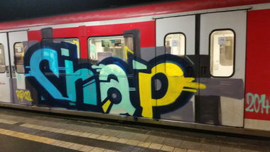 Graffiti Train - Photo by Hobbyspotter (2015)