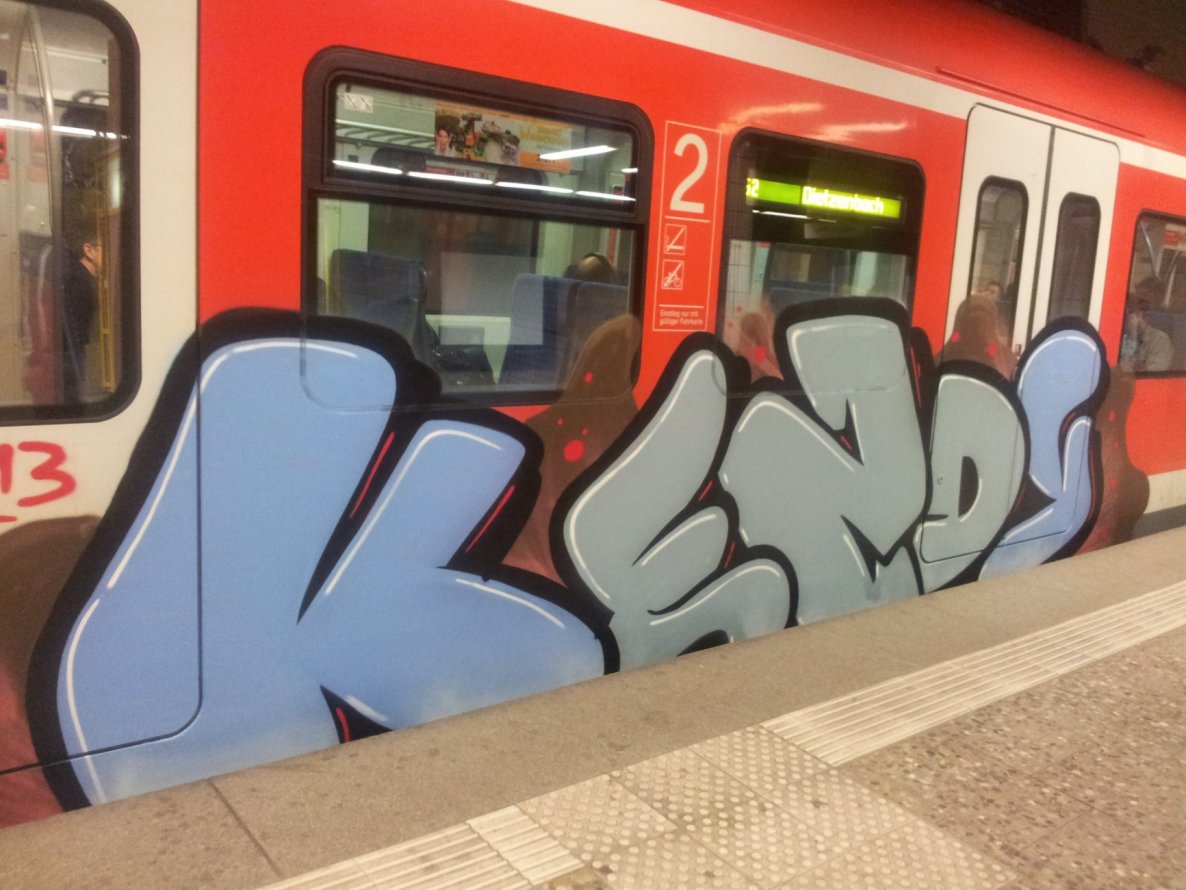 Graffiti Train - Photo by Hobbyspotter (2013)