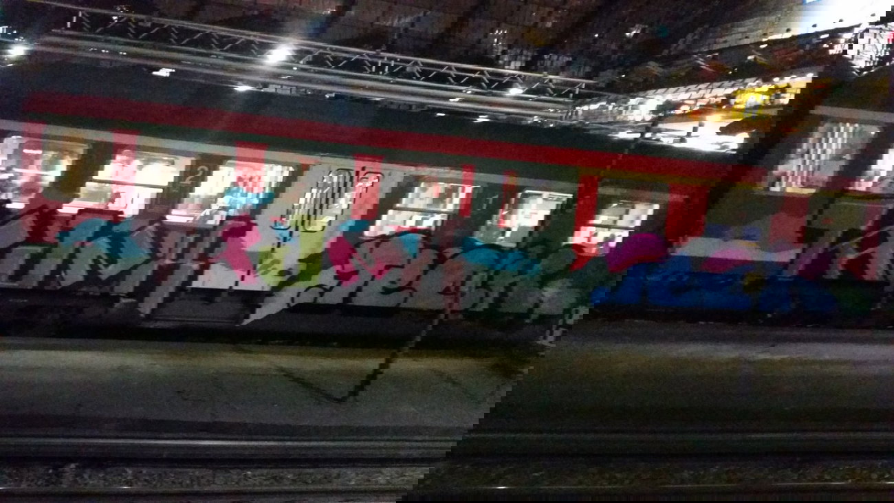 Graffiti Train - Photo by Hobbyspotter