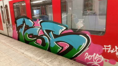 Graffiti Train - Photo by Hobbyspotter (2015)