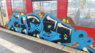 Graffiti Train - Photo by Hobbyspotter