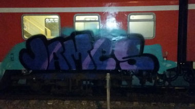 Graffiti Train - Photo by Hobbyspotter