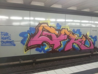 Graffiti Bombing - Photo by Hobbyspotter (2014)