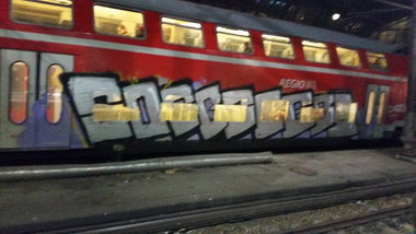 Graffiti Train - Photo by Hobbyspotter