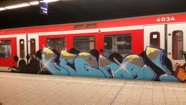 Graffiti Train - Photo by Hobbyspotter