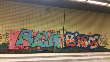 Graffiti Bombing - Photo by Hobbyspotter