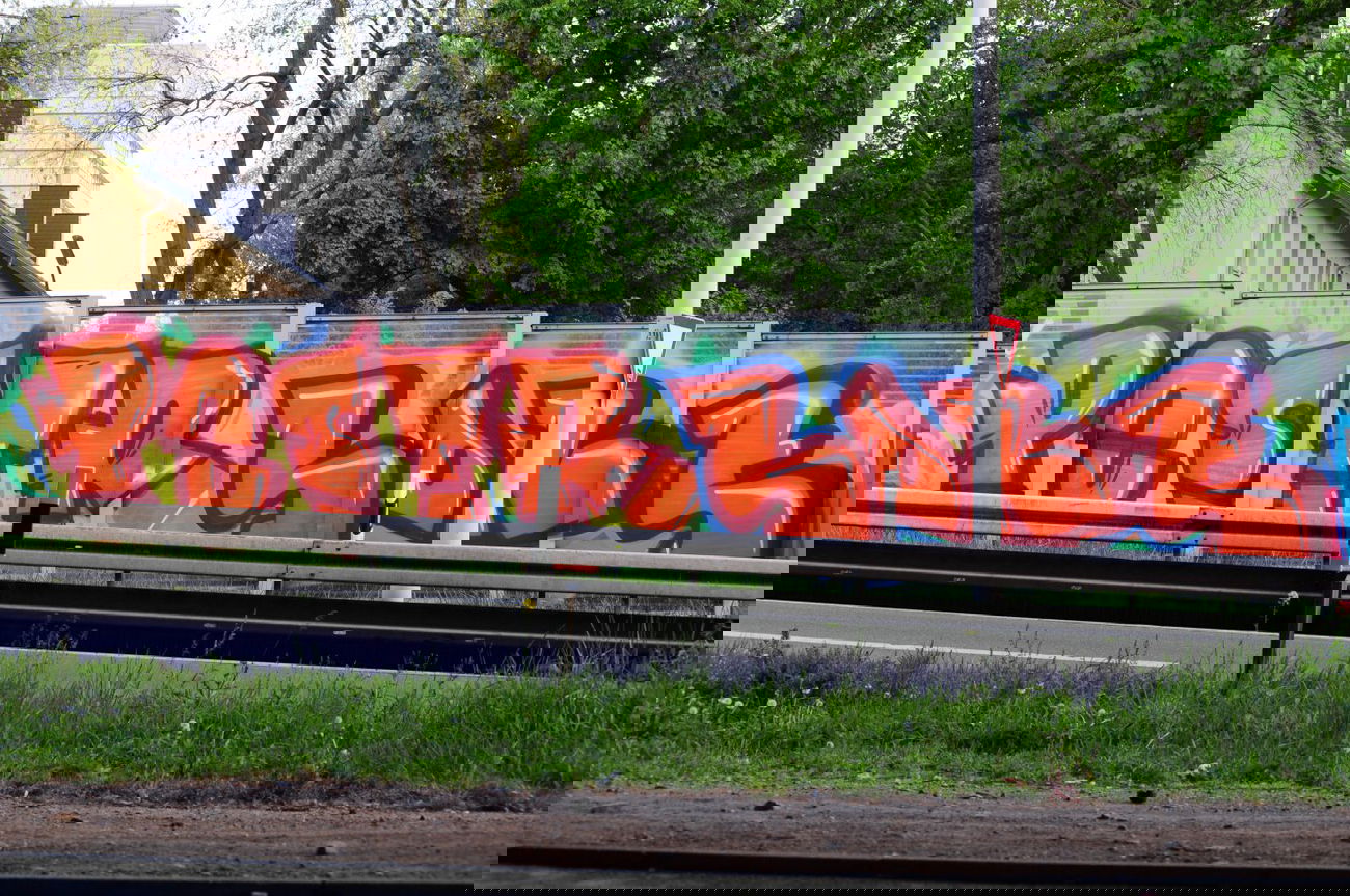 Graffiti Bombing - Photo by Hodenkobolt - Postr