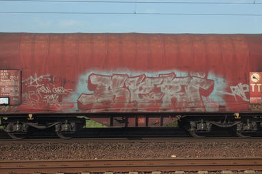Graffiti Train - Photo by Hodenkobolt - Seri, Toks, Rn3