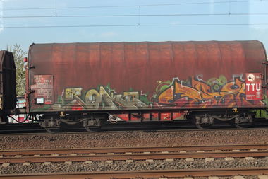 Graffiti Train - Photo by Hodenkobolt - Joke, Semor