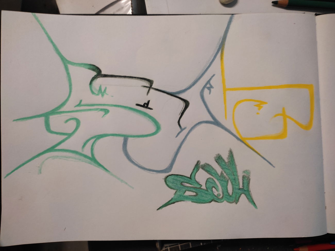 Graffiti Sketch - Photo by Hoe1