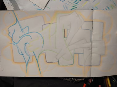 Graffiti Sketch - Photo by Hoe1