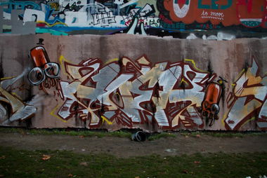 Graffiti Wall in berlin - Photo by Hoek143 - hoek, sken, skenar (2012)