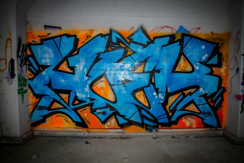 Graffiti Wall in Enns - Photo by Hoek143 - hoek, myb, enns (2012)