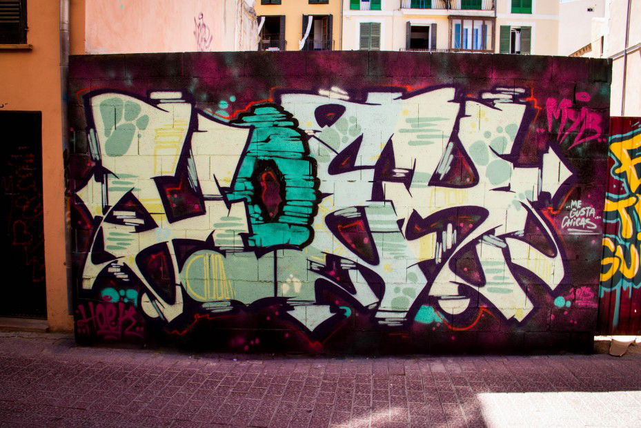 Graffiti Wall in Palma de Mallorca - Photo by Hoek143 - mallorca, palma, hoek (2013)