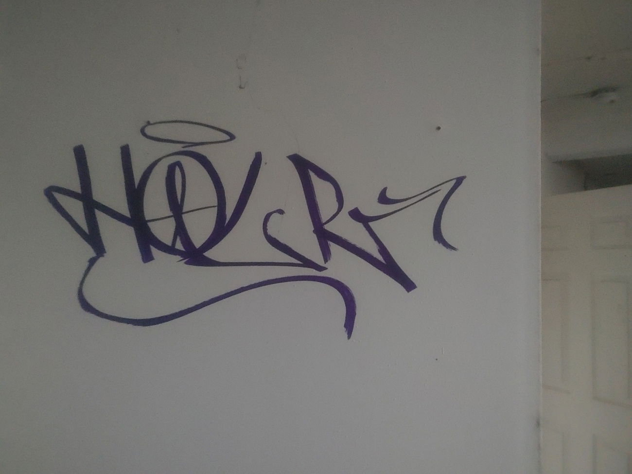 Graffiti Artwork in Niagara falls - Photo by Holr (2019)