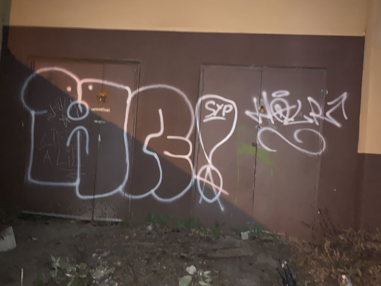 Graffiti Wall - Photo by Holr