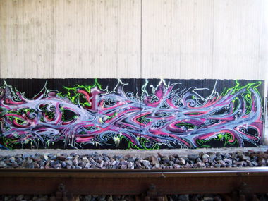 Graffiti Wall - Photo by Holzer - Dice (2012)