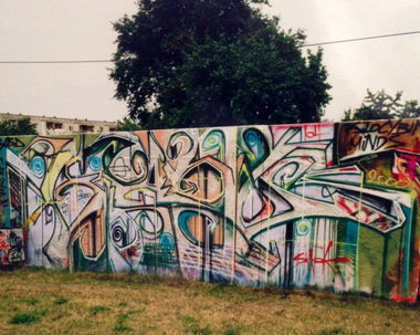 Graffiti Wall - Photo by Holzer - BASD (2000)