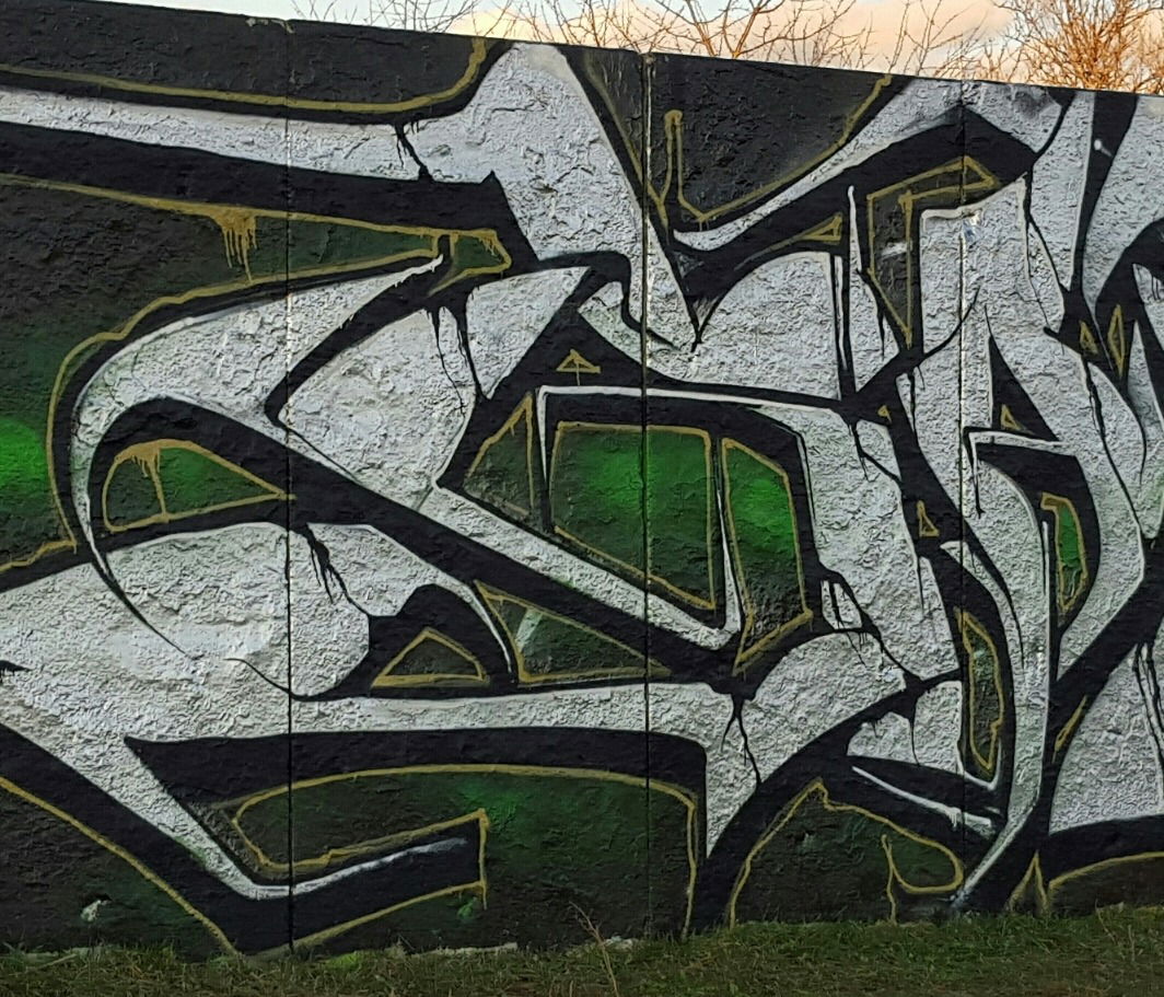 Graffiti Wall - Photo by Holzer (2015)