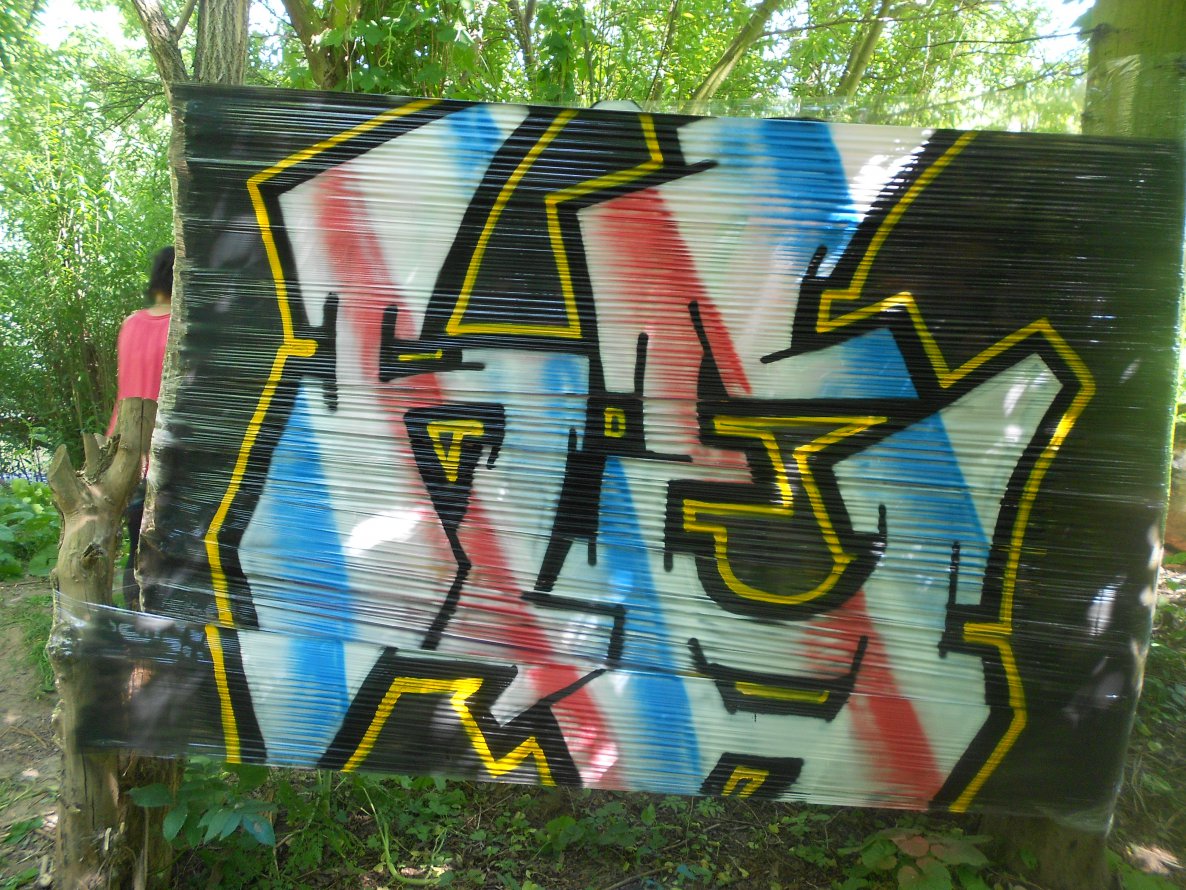 Graffiti Artwork - Photo by Homie