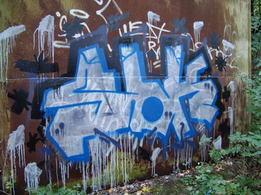 Graffiti Wall - Photo by Homs - HomsSBK