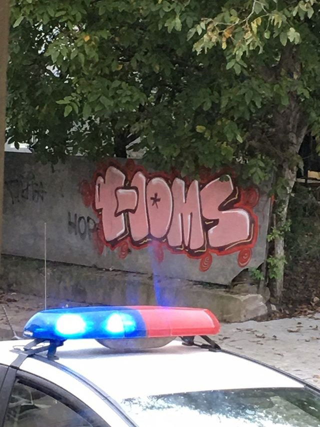 Graffiti Bombing - Photo by Homs - homs