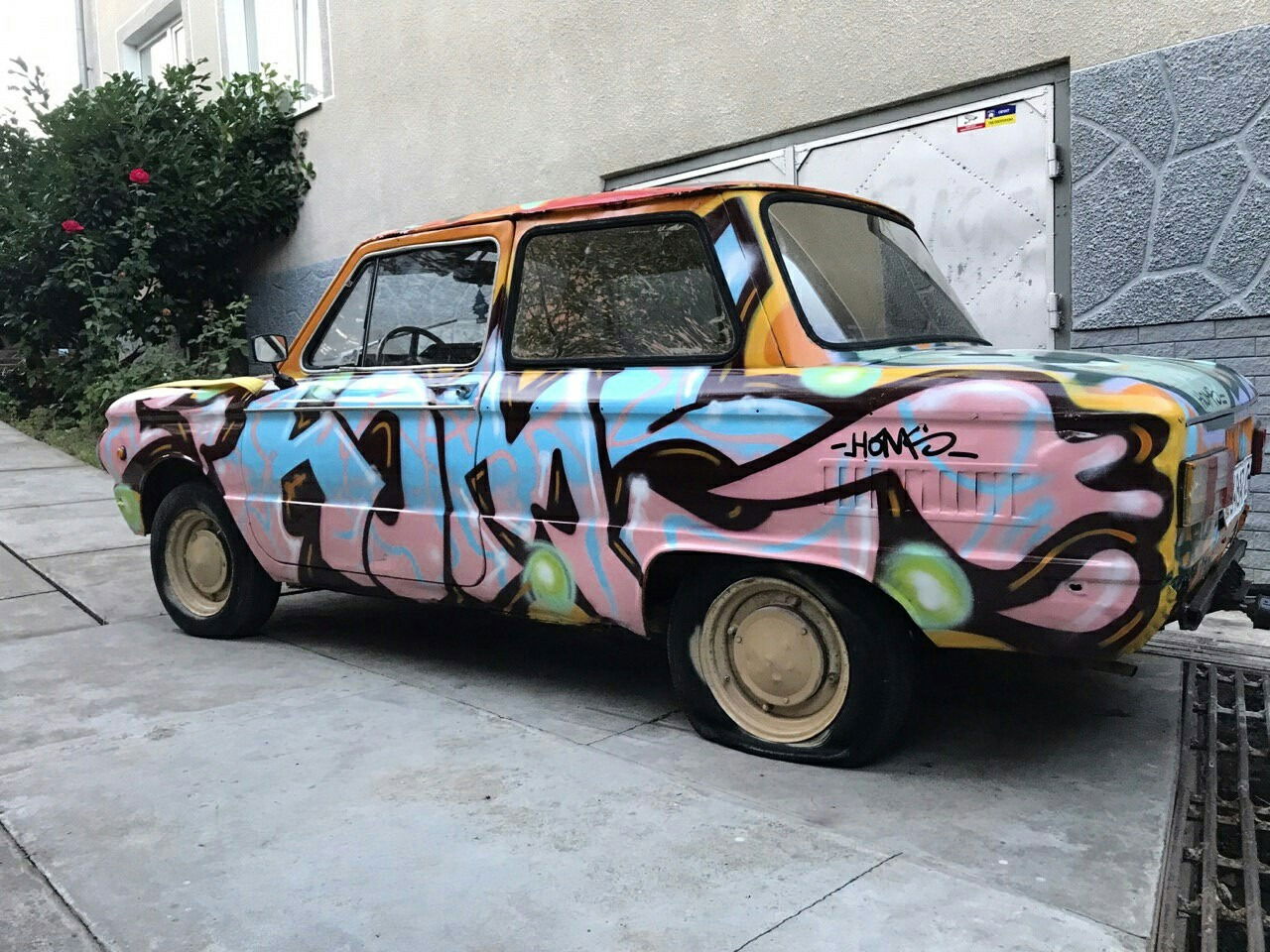 Graffiti Bombing - Photo by Homs - Homs