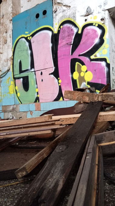 Graffiti Bombing - Photo by Homs (2025)