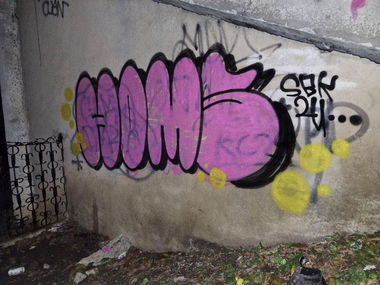 Graffiti Bombing - Photo by Homs (2024)