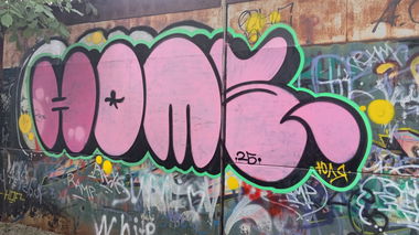 Graffiti Bombing - Photo by Homs (2025)