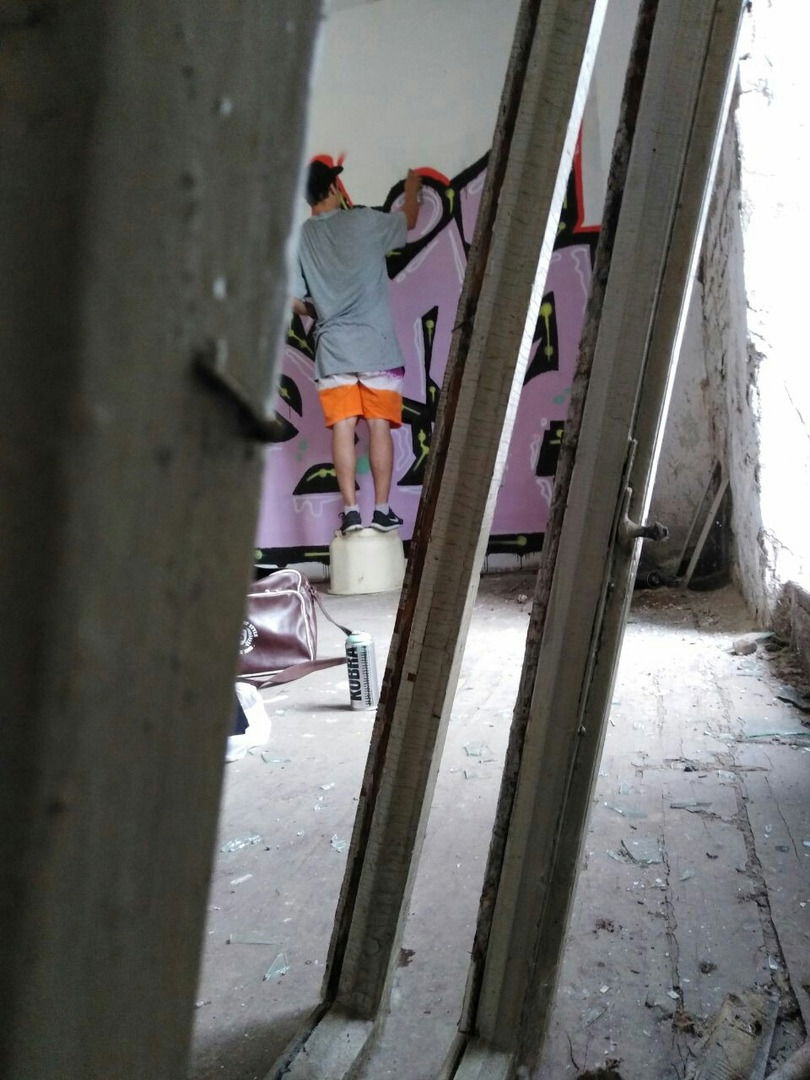 Graffiti Artwork - Photo by Homs - Homs