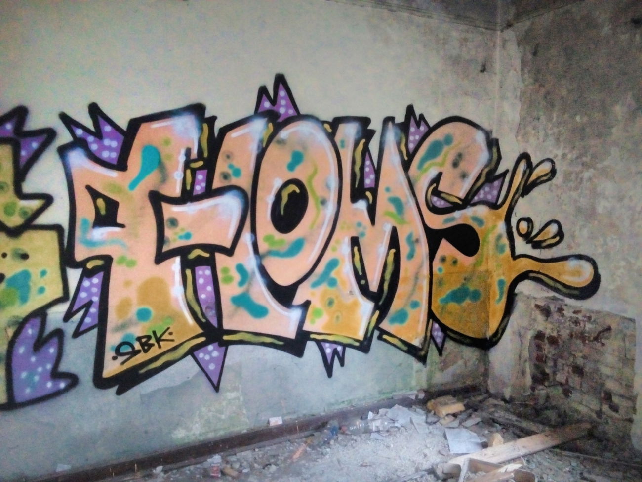 Graffiti Artwork - Photo by Homs - Homs, feps (2020)