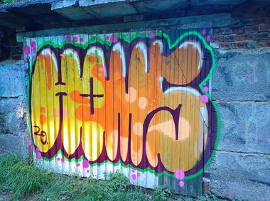 Graffiti Bombing - Photo by Homs - homs